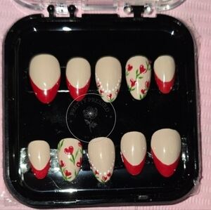 Chic Red and Cream Press-On Nails